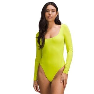 LULULEMON NULU SQUARE NECK LONG SLEEVE BODYSUIT